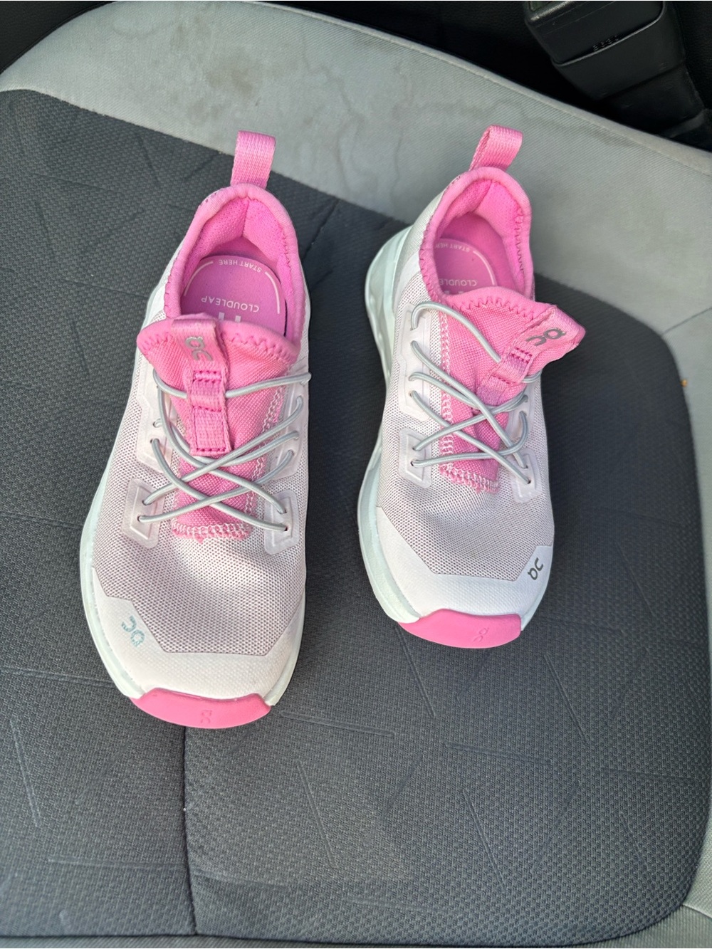On Kids Cloudflyer Slip-On Sneakers in Pink and White